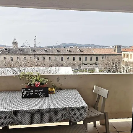 Apartment Centre *